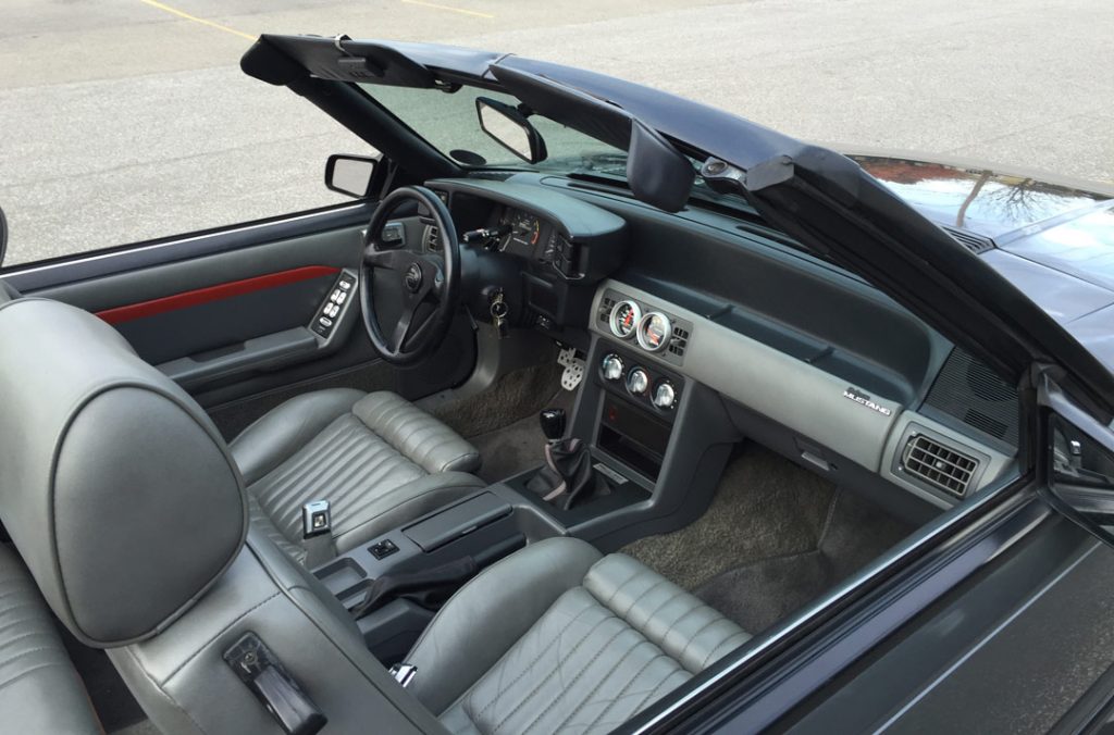 Saleen Mustang Interior