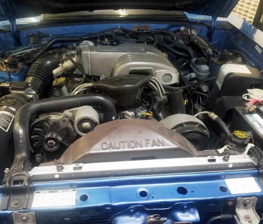 89 GT engine bay